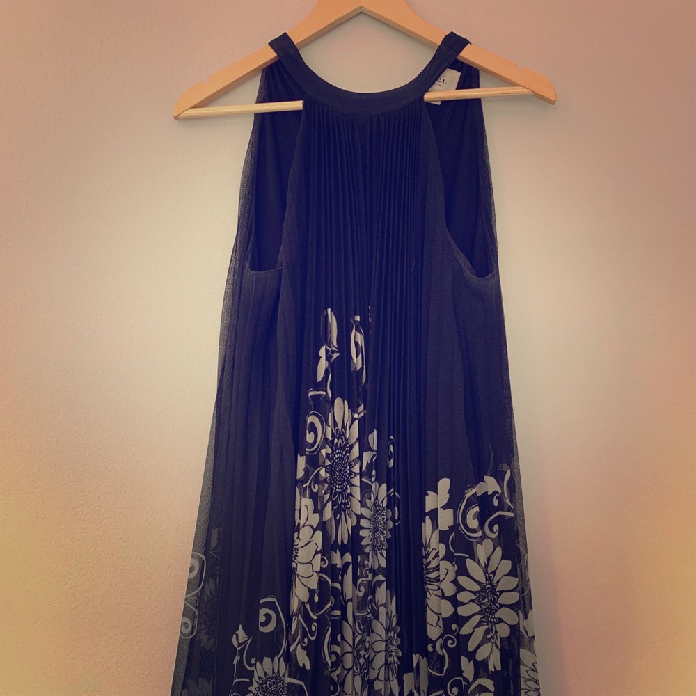 Flowy fun dress!